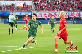 巴萨面临西甲签约困境分析